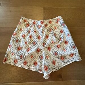 Fate women’s shorts size small orange cream